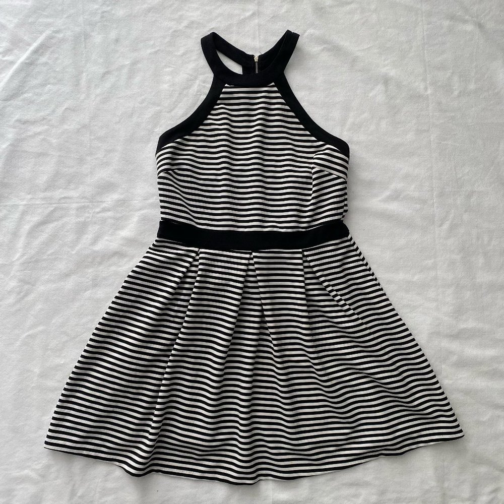 Forever 21 Black & White Dress size 0X (plus size)